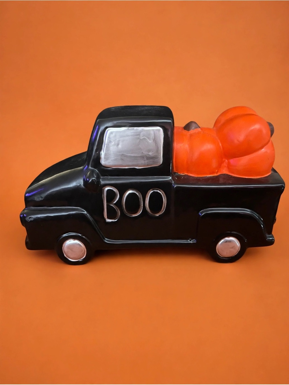 Halloween Black Truck Ceramic Décor with Orange Pumpkins - Brand: